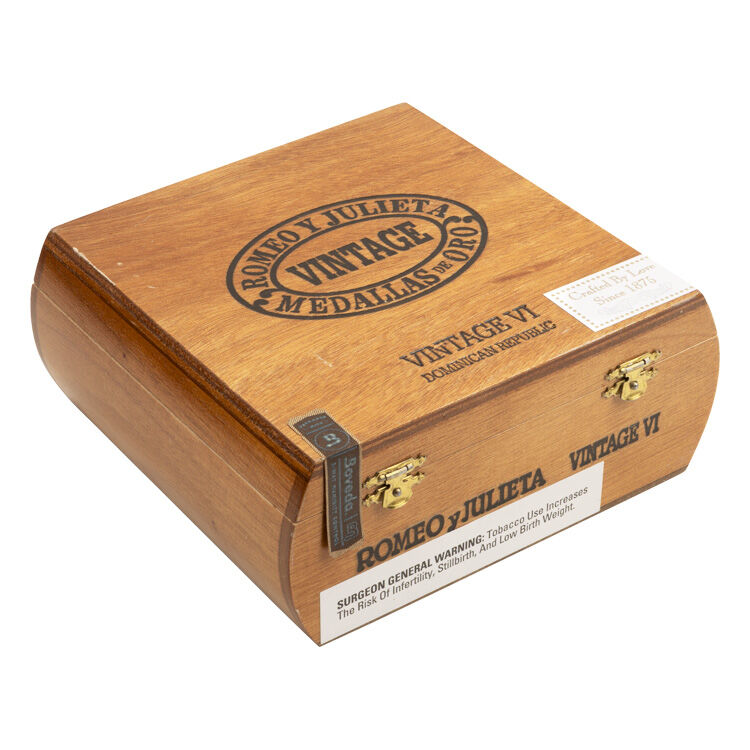 View product media RV6 Vintage VI, , jrcigars 3